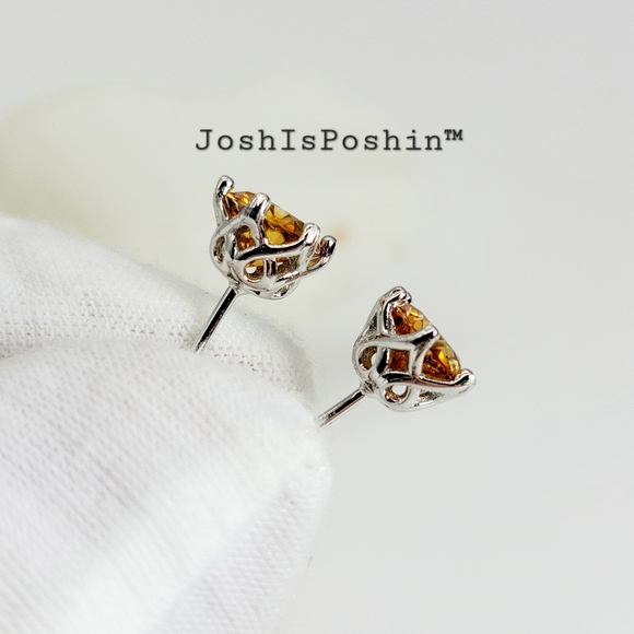 2CT. T.W. Orange Moissanite round cut stud earrings in sterling silver - Picture 6 of 13